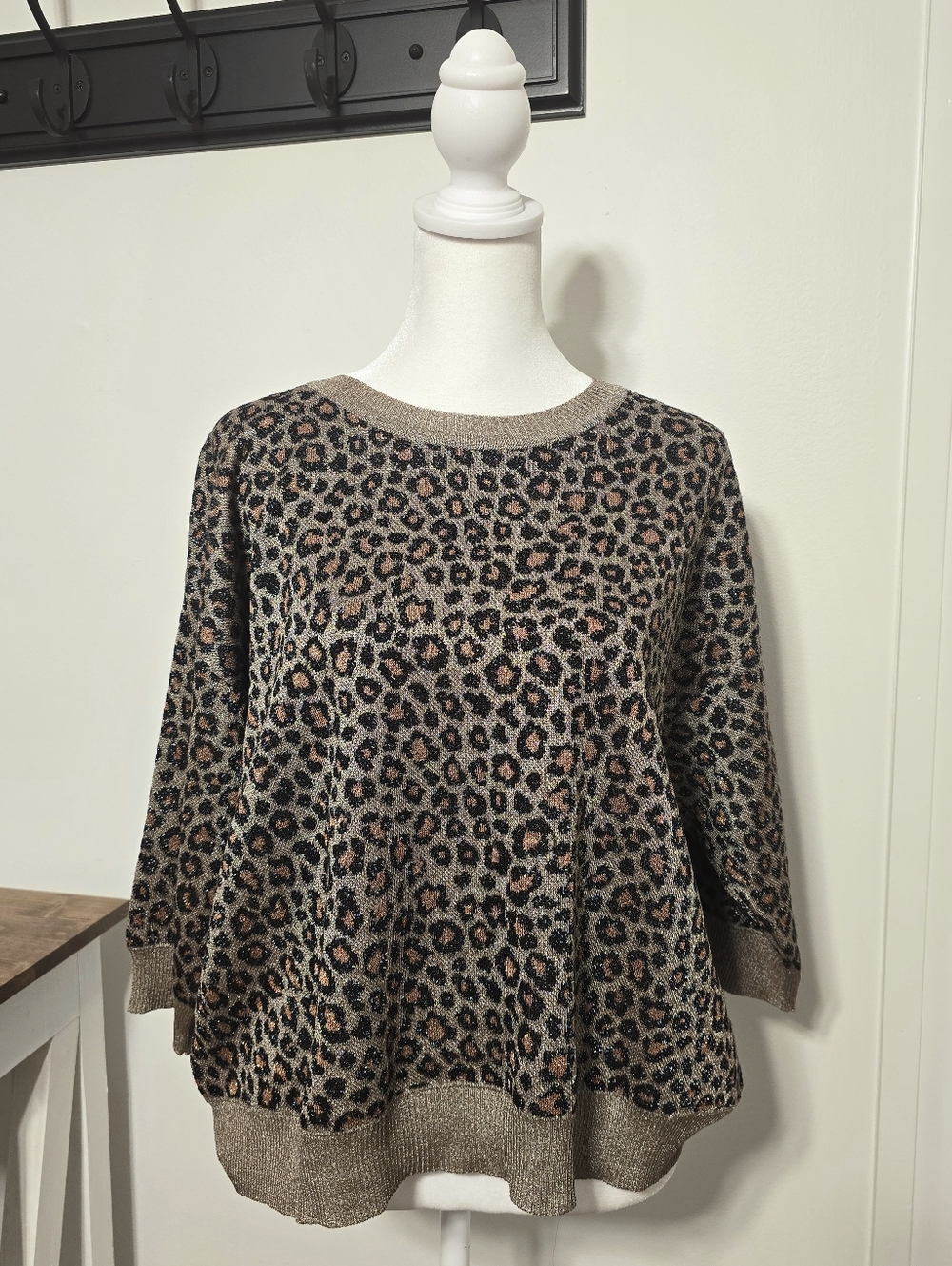 Anthropologie NWT Metallic Leopard Print 3/4 Sleeve Sweater Women's Size Medium - Picture 2 of 13
